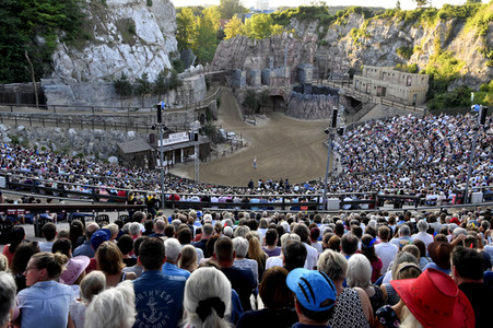 Premiere 'Unter Geiern - Der Sohn des Bärenjägers' in Bad Segeberg