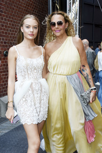 Lana Mueller Fashion Show auf der Berlin Fashion Week Spring/Summer 2020