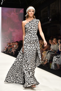 Guido Maria Kretschmer Fashion Show auf der Berlin Fashion Week Spring/Summer 2020