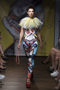 Maya Hansen Fashion Show auf der Mercedes-Benz Fashion Week Madrid Spring/Summer 2020