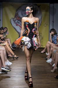 Maya Hansen Fashion Show auf der Mercedes-Benz Fashion Week Madrid Spring/Summer 2020