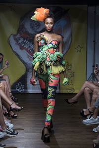 Maya Hansen Fashion Show auf der Mercedes-Benz Fashion Week Madrid Spring/Summer 2020