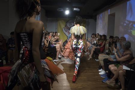 Maya Hansen Fashion Show auf der Mercedes-Benz Fashion Week Madrid Spring/Summer 2020