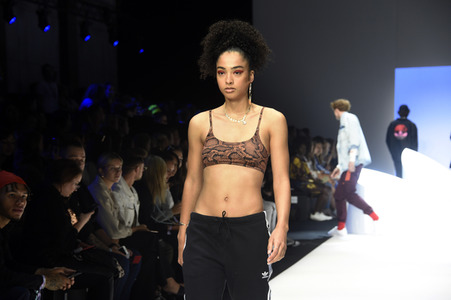 Adidas Fashion Show auf der About You Fashion Week in Berlin