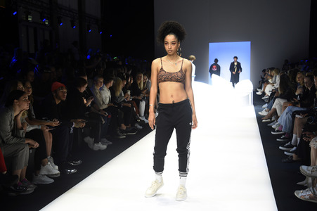 Adidas Fashion Show auf der About You Fashion Week in Berlin