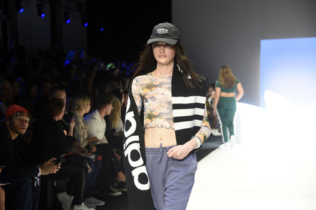 Adidas Fashion Show auf der About You Fashion Week in Berlin