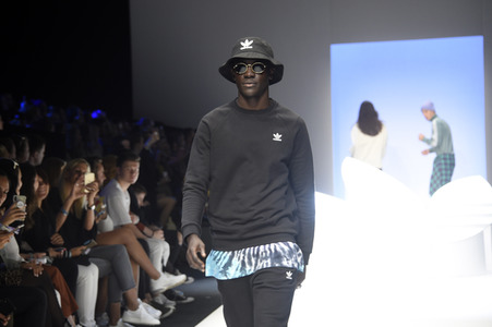 Adidas Fashion Show auf der About You Fashion Week in Berlin
