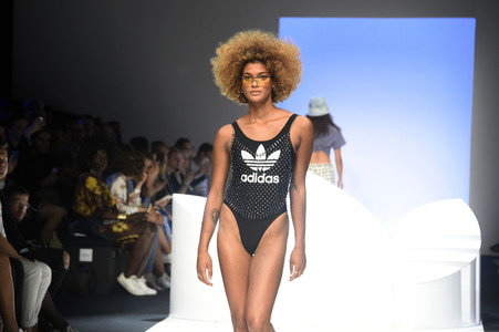 Adidas Fashion Show auf der About You Fashion Week in Berlin