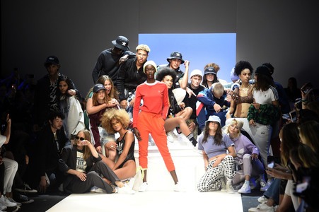 Adidas Fashion Show auf der About You Fashion Week in Berlin