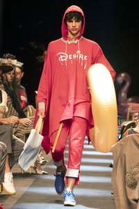 Brain&Beast Fashion Show auf der Mercedes-Benz Fashion Week Madrid Spring/Summer 2020