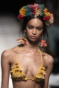 Dolores Cortes Fashion Show auf der Mercedes-Benz Fashion Week Madrid Spring/Summer 2020