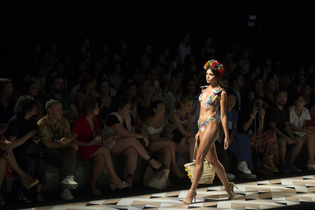 Dolores Cortes Fashion Show auf der Mercedes-Benz Fashion Week Madrid Spring/Summer 2020