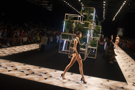 Dolores Cortes Fashion Show auf der Mercedes-Benz Fashion Week Madrid Spring/Summer 2020