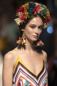 Dolores Cortes Fashion Show auf der Mercedes-Benz Fashion Week Madrid Spring/Summer 2020