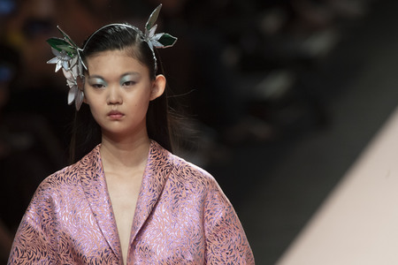 Juan Duyos Fashion Show auf der Mercedes-Benz Fashion Week Madrid Spring/Summer 2020