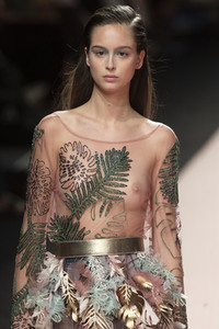 Juan Duyos Fashion Show auf der Mercedes-Benz Fashion Week Madrid Spring/Summer 2020