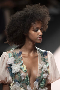 Juan Duyos Fashion Show auf der Mercedes-Benz Fashion Week Madrid Spring/Summer 2020