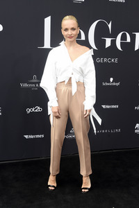 LeGer by Lena Gercke Fashion Show auf der About You Fashion Week in Berlin