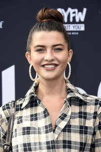 LeGer by Lena Gercke Fashion Show auf der About You Fashion Week in Berlin