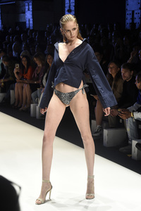 LeGer by Lena Gercke Fashion Show auf der About You Fashion Week in Berlin