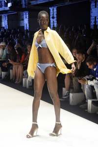 LeGer by Lena Gercke Fashion Show auf der About You Fashion Week in Berlin