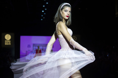 Andres Sarda Fashion Show auf der Mercedes-Benz Fashion Week Madrid Spring/Summer 2020