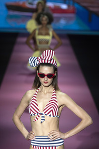 Andres Sarda Fashion Show auf der Mercedes-Benz Fashion Week Madrid Spring/Summer 2020