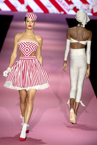 Andres Sarda Fashion Show auf der Mercedes-Benz Fashion Week Madrid Spring/Summer 2020