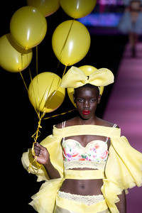 Andres Sarda Fashion Show auf der Mercedes-Benz Fashion Week Madrid Spring/Summer 2020