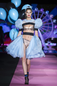 Andres Sarda Fashion Show auf der Mercedes-Benz Fashion Week Madrid Spring/Summer 2020