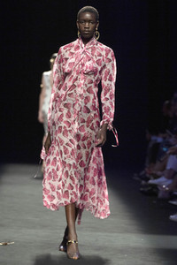 Juan Vidal Fashion Show auf der Mercedes-Benz Fashion Week Madrid Spring/Summer 2020