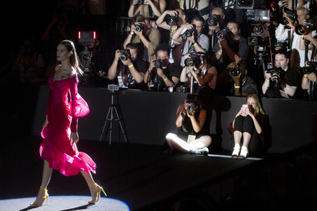 Hannibal Laguna Fashion Show auf der Mercedes-Benz Fashion Week Madrid Spring/Summer 2020