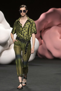 Ana Locking Fashion Show auf der Mercedes-Benz Fashion Week Madrid Spring/Summer 2020