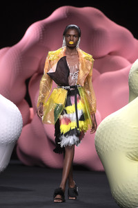 Ana Locking Fashion Show auf der Mercedes-Benz Fashion Week Madrid Spring/Summer 2020