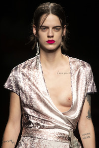 Marcos Luengo Fashion Show auf der Mercedes-Benz Fashion Week Madrid Spring/Summer 2020