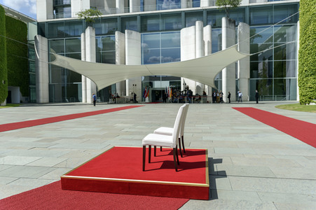 Angela Merkel empfängt Mette Frederiksen in Berlin