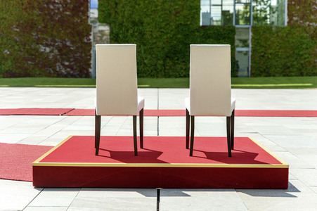 Angela Merkel empfängt Mette Frederiksen in Berlin