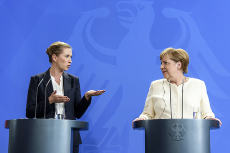 Pressekonferenz mit Angela Merkel und Mette Frederiksen in Berlin