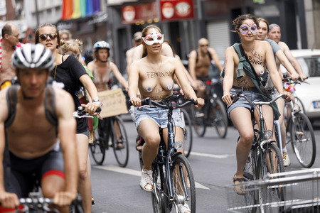 Cologne Naked Bike Ride 2019 in Köln