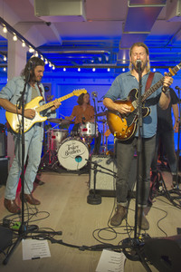 Showcase von The Teskey Brothers in Berlin