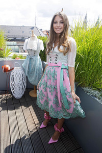 Präsentation der Catherine Hummels by Angermaier Trachten in München