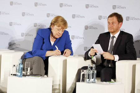 Angela Merkel beim Frauennetzwerktreffen in Dresden