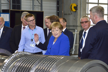 Angela Merkel im Siemens-Werk Görlitz