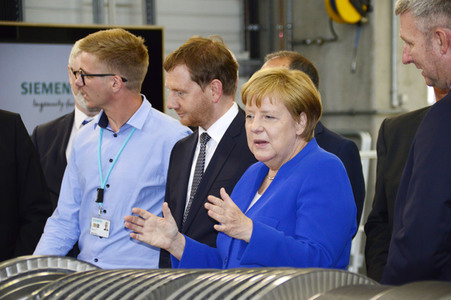 Angela Merkel im Siemens-Werk Görlitz