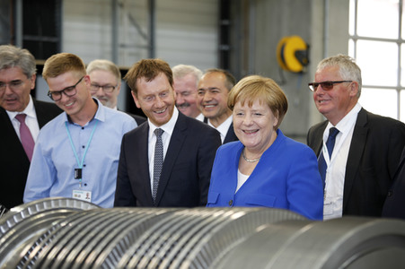 Angela Merkel im Siemens-Werk Görlitz