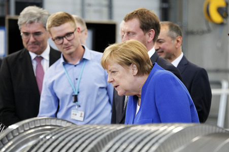 Angela Merkel im Siemens-Werk Görlitz