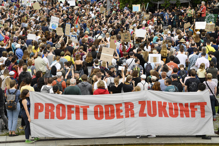 'Fridays for Future' Schülerdemonstration in Berlin