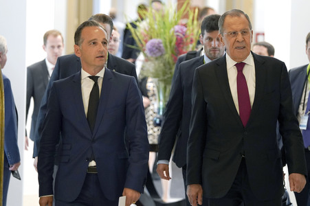 Pressekonferenz mit Heiko Maas und Sergei Lawrow in Königswinter