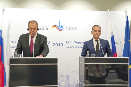 Pressekonferenz mit Heiko Maas und Sergei Lawrow in Königswinter