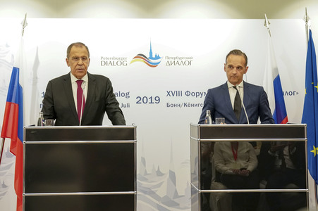 Pressekonferenz mit Heiko Maas und Sergei Lawrow in Königswinter